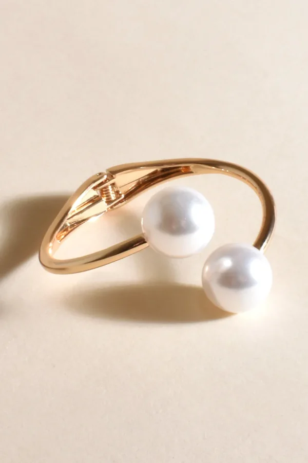 Adorne - Double Pearl Hinged Bangle Gold/Cream 1545