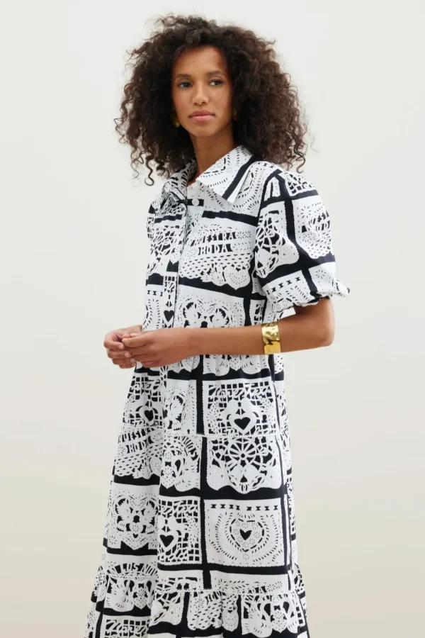 Binny - CASAMIENTO - Flags Black/White - Cotton Shirt Dress