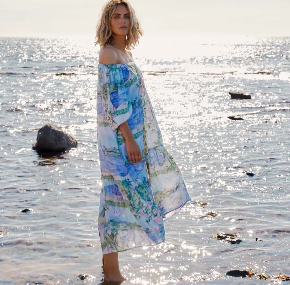 binny__four_mile_beach__c_1.webp Binny - FOUR MILE BEACH - Cotton Broderie Caftan