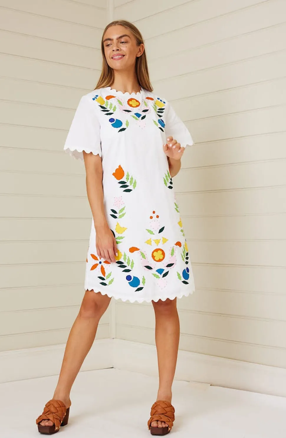 binny__the_quilting_socie_0.webp Binny - THE QUILTING SOCIETY Cotton poplin mini shift dress with applique jumbo ric rac trim detail.