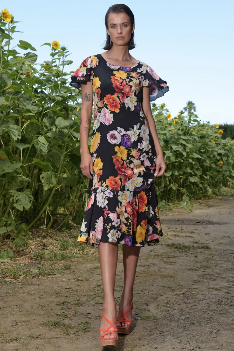curate__modern_romantic_d_0.webp Curate - Modern Romantic Dress - Black Floral FINAL SALE