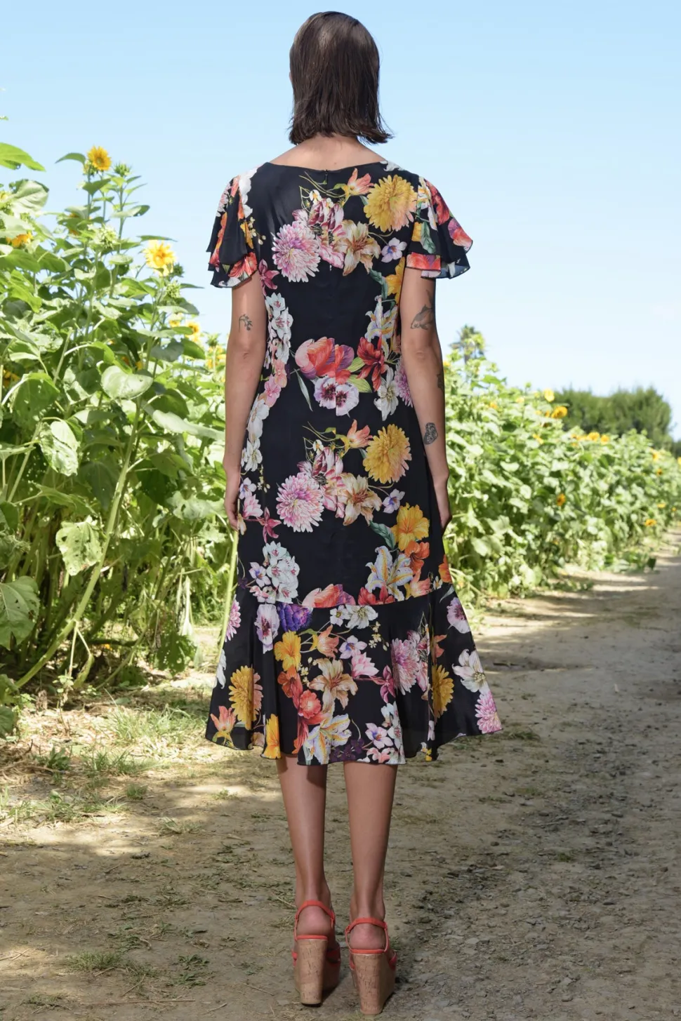 curate__modern_romantic_d_5.webp Curate - Modern Romantic Dress - Black Floral FINAL SALE