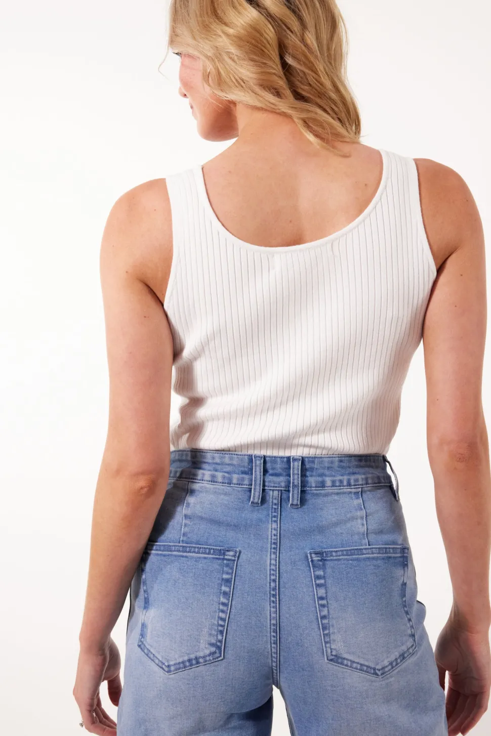 isle_of_mine__adele_tank__10.webp Isle of Mine - Adele Tank Top - Lotus