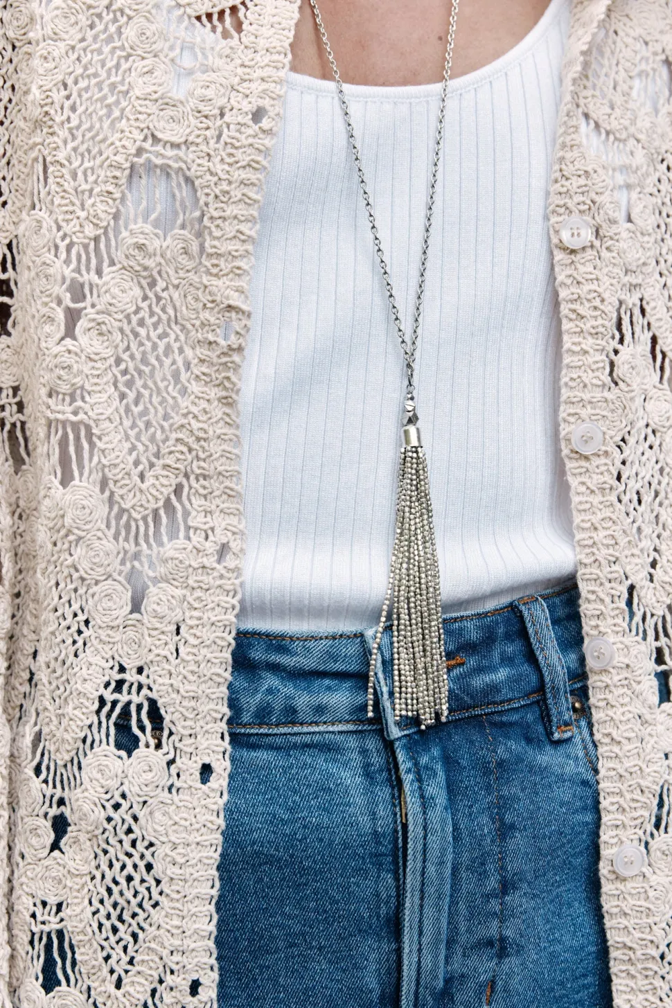 isle_of_mine__nouveau_nec_0.webp Isle of Mine - Nouveau Necklace - Tassel