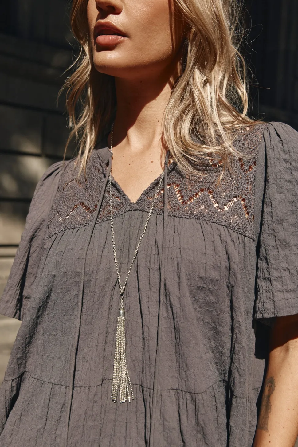 isle_of_mine__nouveau_nec_4.webp Isle of Mine - Nouveau Necklace - Tassel