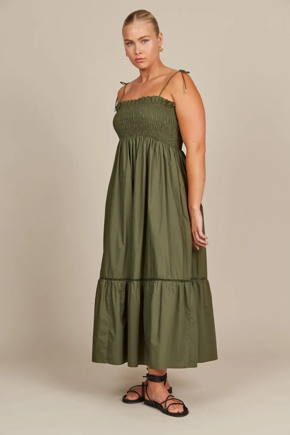 isle_of_mine__remi_shirre_0-1.webp Isle of Mine - Remi Shirred Maxi Dress - Olive