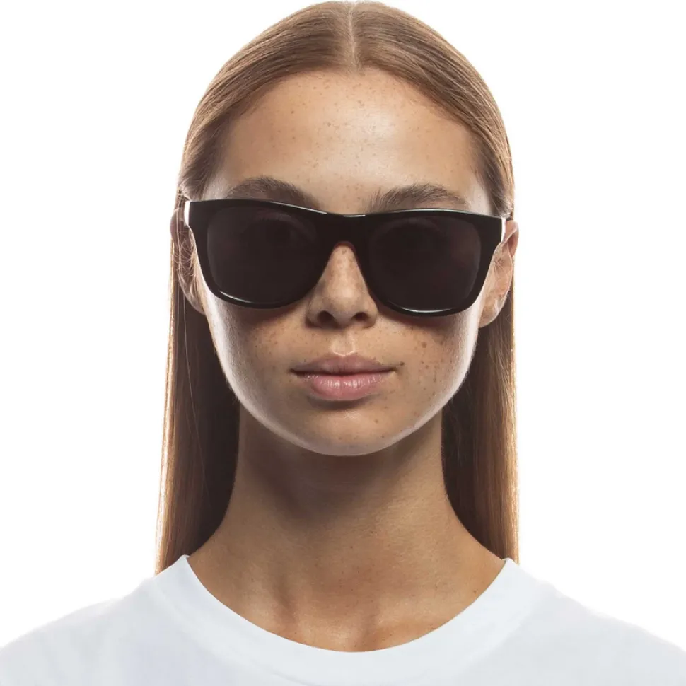 le_specs_sunglasses__pett_1.webp Le Specs Sunglasses - Petty Trash - Black 2229581