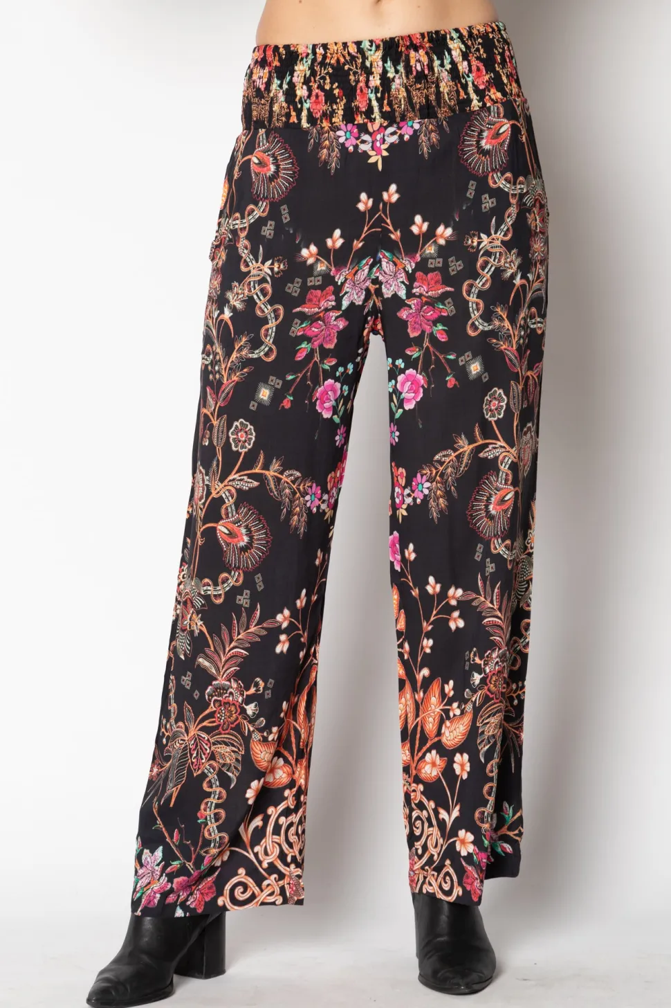 lula_soul__cordoba_pant___1.webp Lula Soul - Cordoba Pant - Black