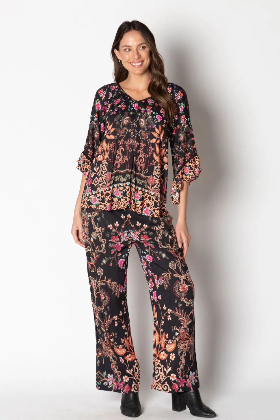 lula_soul__cordoba_top__b_3.webp Lula Soul - Cordoba Top - Black
