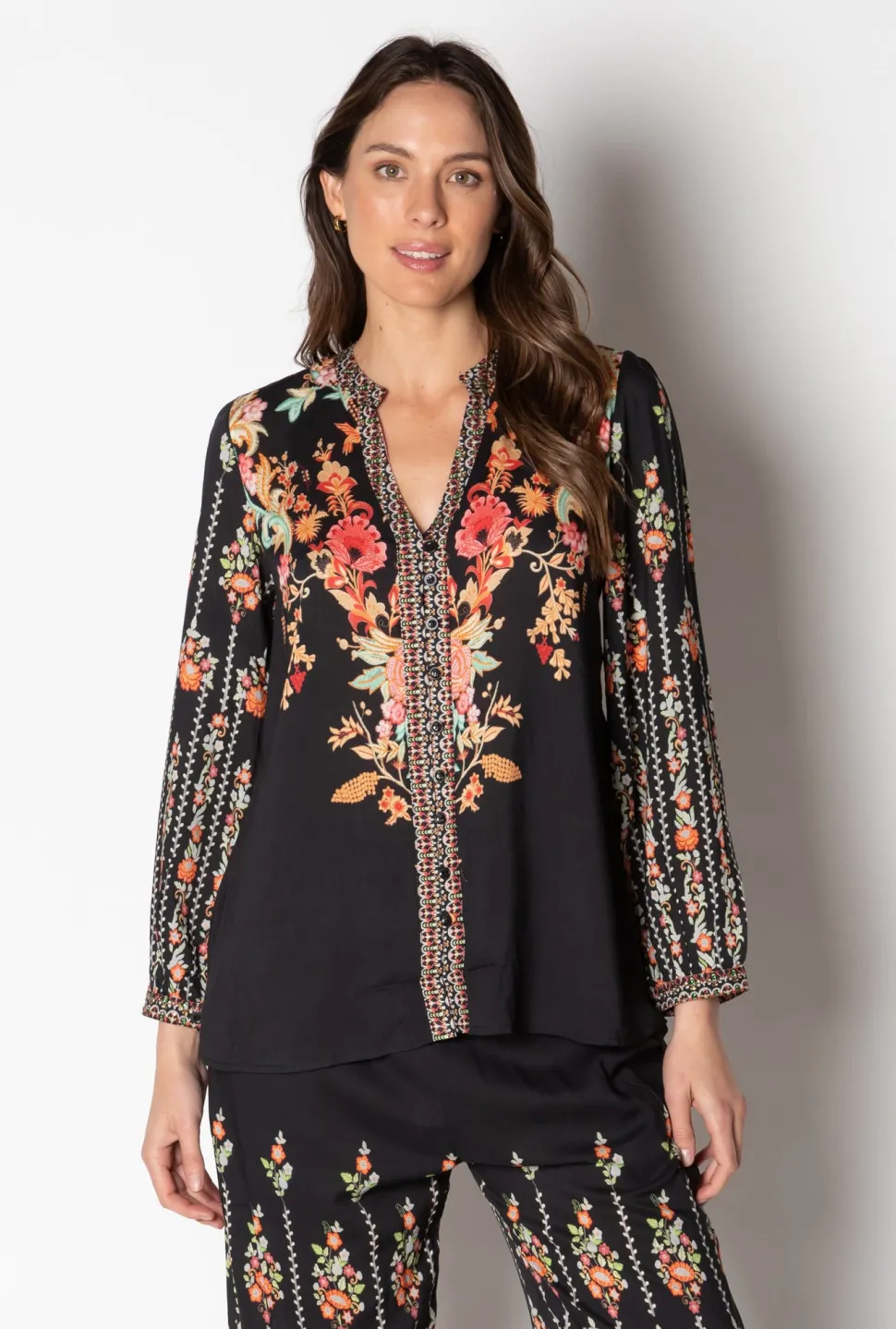 lula_soul__melilla_top__b_0.webp Lula Soul - Melilla Top - Black