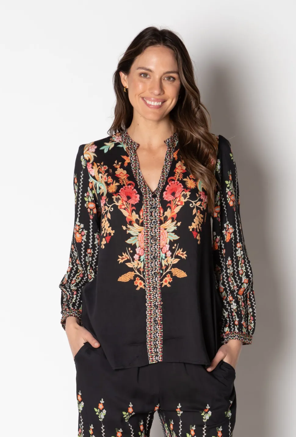 lula_soul__melilla_top__b_2.webp Lula Soul - Melilla Top - Black