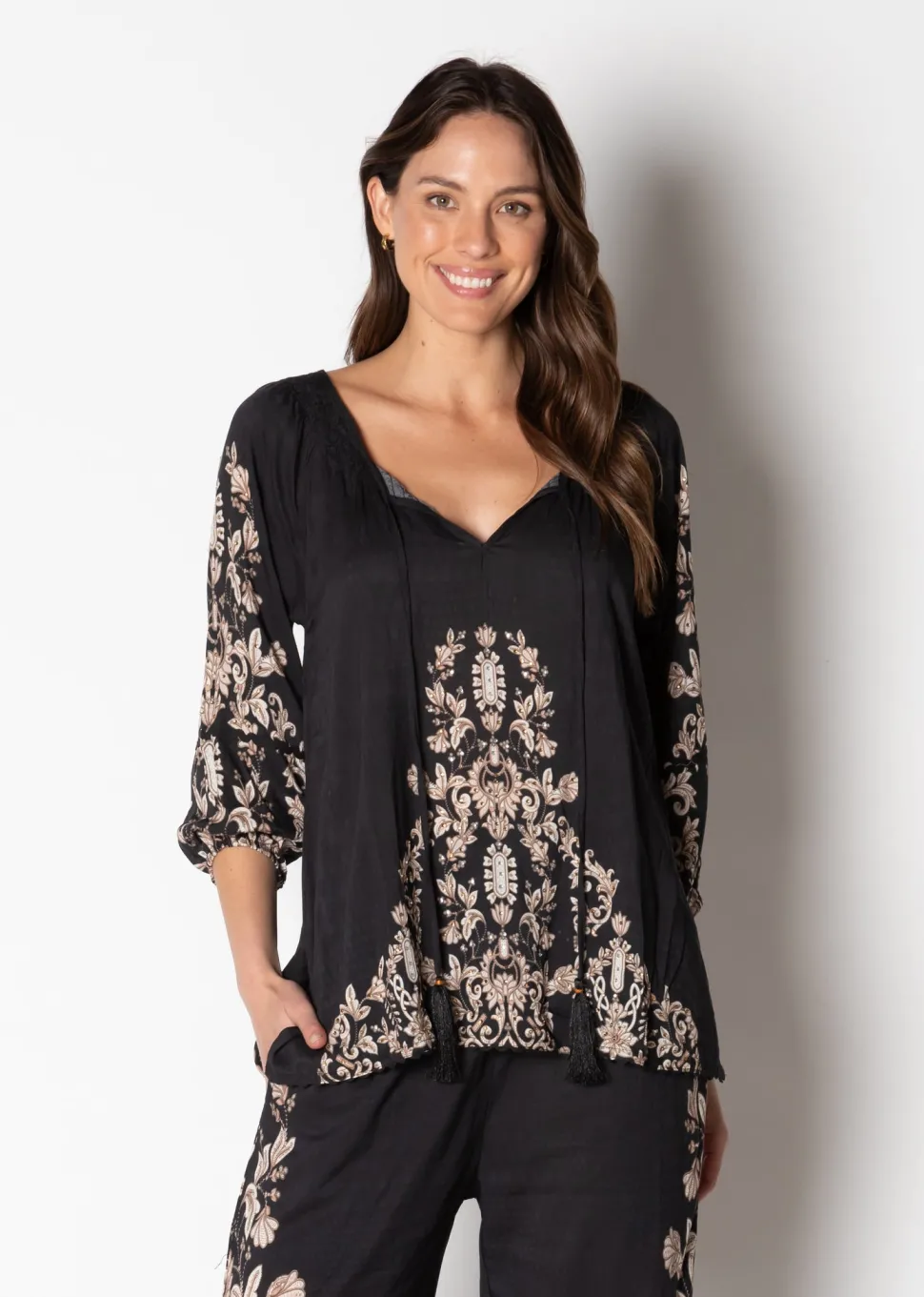 lula_soul__samara_top__bl_0.webp Lula Soul - Samara Top - Black