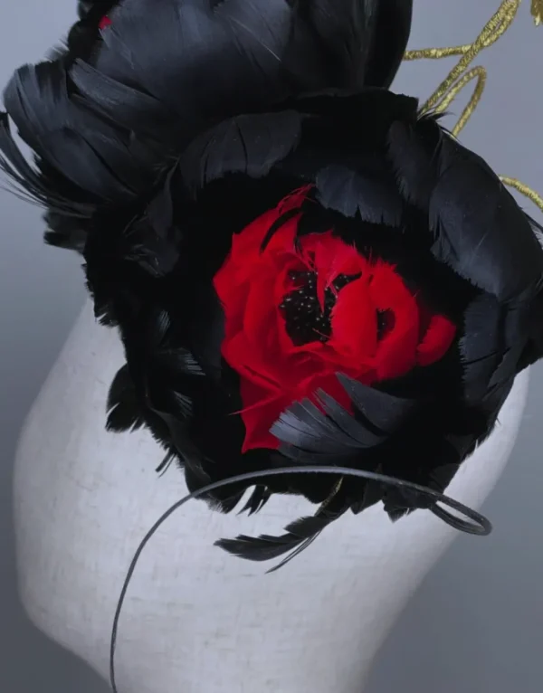 Melanie Ferrero - Black Large Flowers with Red Centre