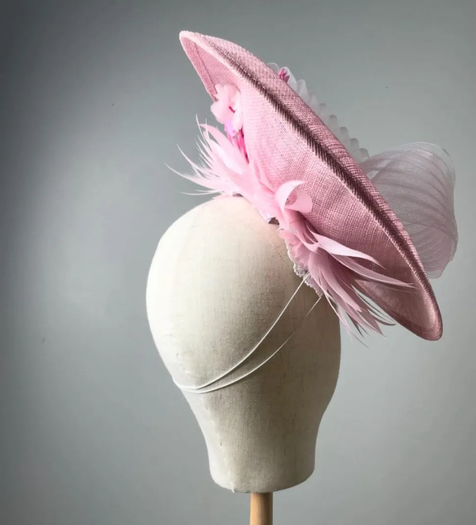 melanie_ferrero__pink_sau_5.webp Melanie Ferrero - Pink Saucer Vintage Cherry Blossom