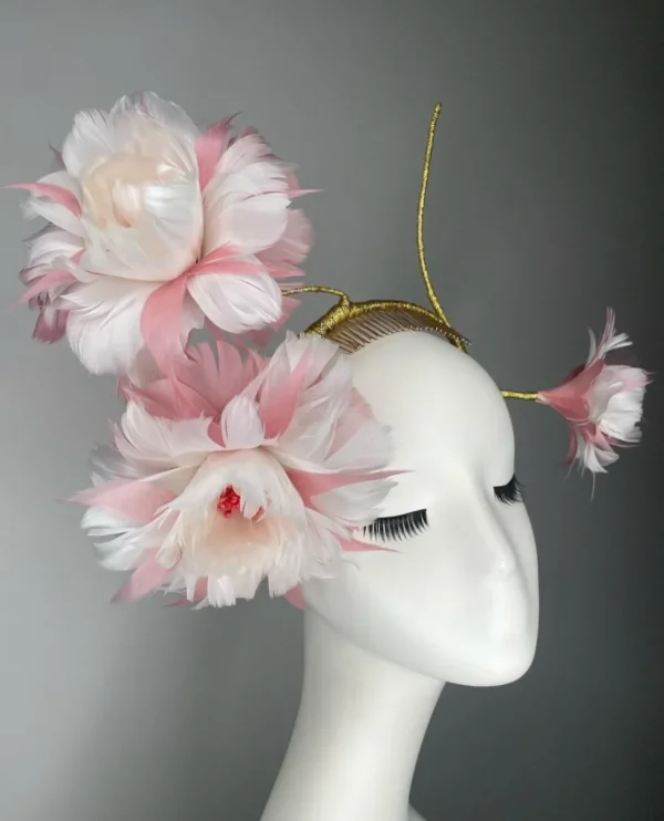 Melanie Ferrero - Pink White Tri Feather Flowers