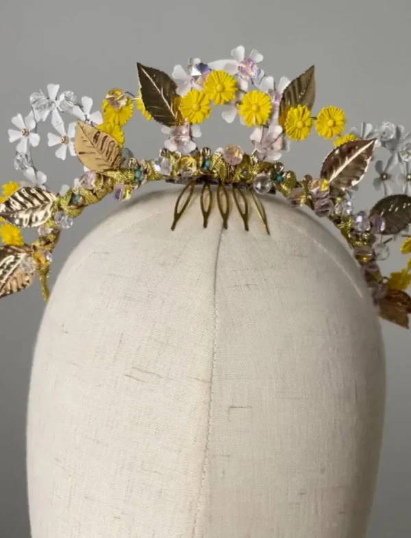 Melanie Ferrero - White Yellow Gold Tiara