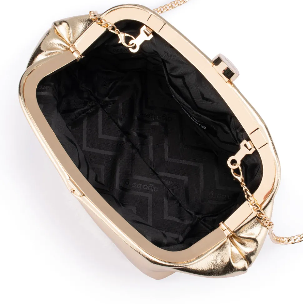 olga_berg__gold_tally_met_3.webp Olga Berg - GOLD TALLY Metallic Clutch - OB2162