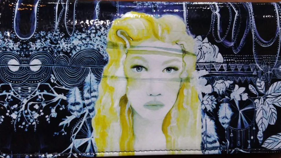 papaya_art_tulum_sun_wall_0.webp Papaya Art Tulum Sun Wallet