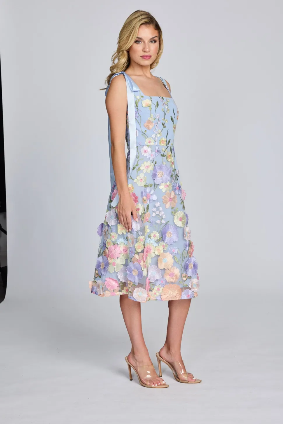 romance__blake_ribbon_dre_1-1.webp Romance - Blake Ribbon Dress - Lilac Flower