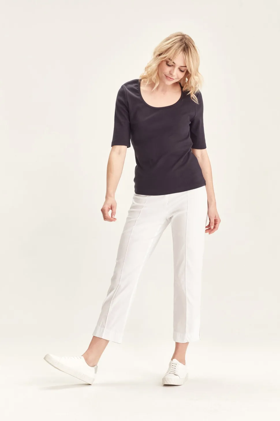 verge__acrobat__pant__whi_1.webp Verge - Acrobat 7/8 Pant - White
